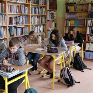 pokaż obrazek - CzasownikON, czyli maratON z czasownikiem w Międzynarodowym Dniu Języka Ojczystego