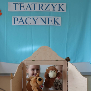 pokaż obrazek - Teatrzyk pacynek w wykonaniu dzieci z oddziału przedszkolnego