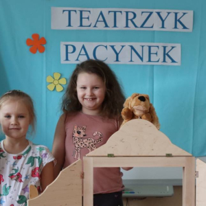 pokaż obrazek - Teatrzyk pacynek w wykonaniu dzieci z oddziału przedszkolnego