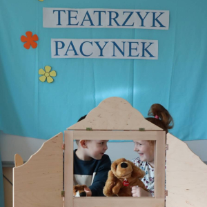 pokaż obrazek - Teatrzyk pacynek w wykonaniu dzieci z oddziału przedszkolnego