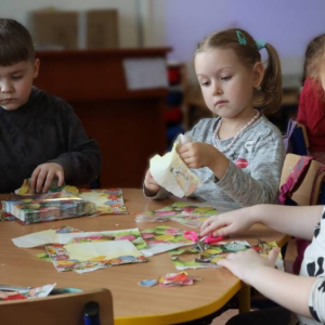 pokaż obrazek -  Ozdabiamy jajka – decoupage 