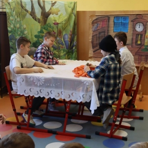 pokaż obrazek - Przedstawienie