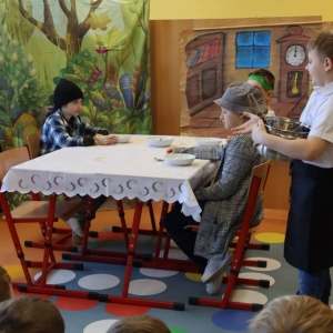 pokaż obrazek - Przedstawienie