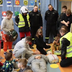 pokaż obrazek -  Szkolenie z zakresu pierwszej pomocy i użycia defibrylatora AED