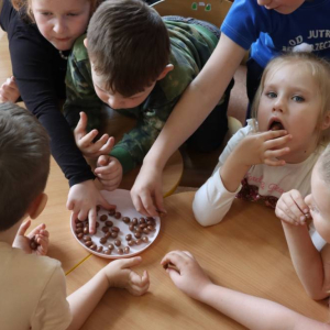 pokaż obrazek - Dzień Czekolady w oddziale przedszkolnym