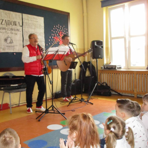 pokaż obrazek -  Koncert z okazji Majowych Świąt Narodowych