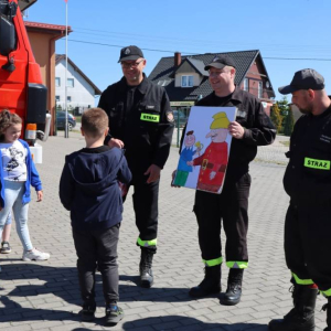 pokaż obrazek - Wizyta w siedzibie Ochotniczej Straży Pożarnej w Częstkowie 