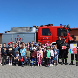 pokaż obrazek - Wizyta w siedzibie Ochotniczej Straży Pożarnej w Częstkowie 