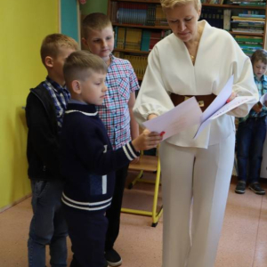 pokaż obrazek - Pasowanie na czytelnika