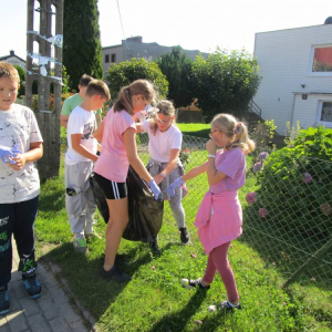 pokaż obrazek - Udział w akcji Sprzątania Świata