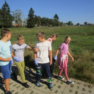 pokaż obrazek - Udział w akcji Sprzątania Świata