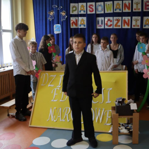 pokaż obrazek - Dzień Edukacji Narodowej