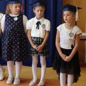 pokaż obrazek - Ślubowanie i pasowanie na ucznia