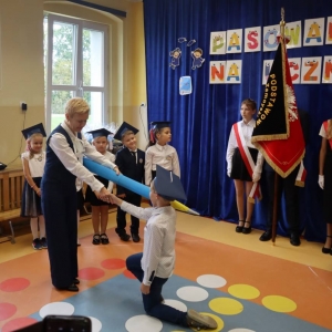 pokaż obrazek - Ślubowanie i pasowanie na ucznia