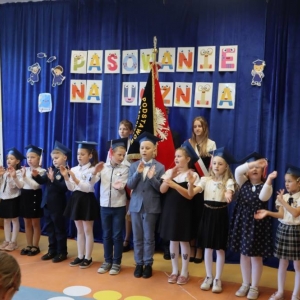 pokaż obrazek - Ślubowanie i pasowanie na ucznia
