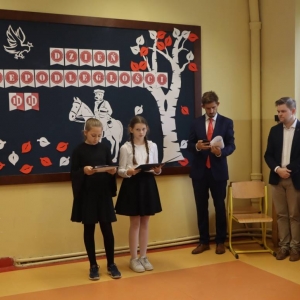 pokaż obrazek - Szkolne obchody Narodowego Święta Niepodległości