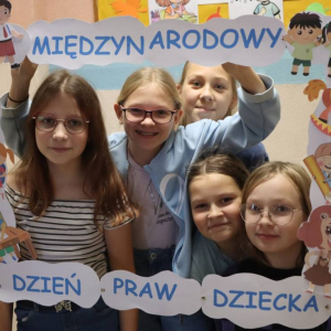 pokaż obrazek -  Międzynarodowy Dzień Praw Dziecka z UNICEF
