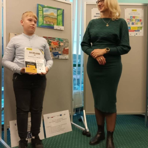 pokaż obrazek -  Sukcesy plastyczne naszych uczniów