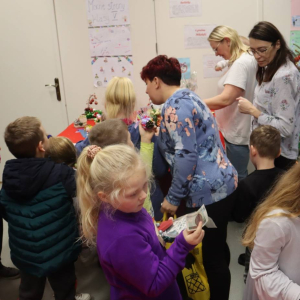 pokaż obrazek -  Świąteczny Kiermasz Bożonarodzeniowy