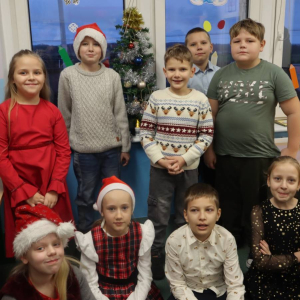 pokaż obrazek -  Spotkanie wigilijne w klasie 3 