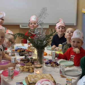 pokaż obrazek -  Święta Bożego Narodzenia w oddziale przedszkolnym 