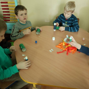 pokaż obrazek - Przedszkolaki poznają legendę o Smoku Wawelskim! 