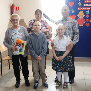 pokaż obrazek - Dzień Babci i Dziadka