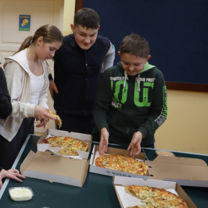 pokaż obrazek - Międzynarodowy Dzień Pizzy w klasie V