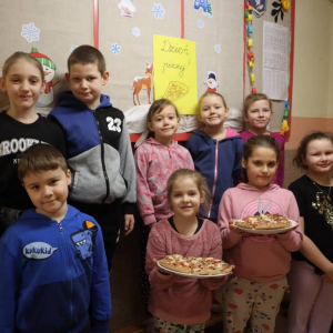 pokaż obrazek - Międzynarodowy Dzień Pizzy w klasie I 