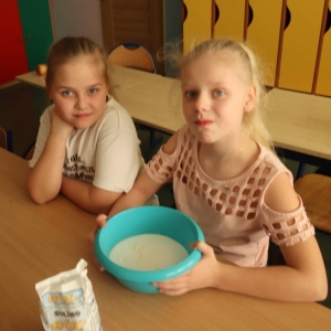 pokaż obrazek - Literowe kostki edukacyjne z masy solnej