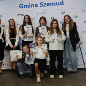 pokaż obrazek - Sukces w Gminnym Konkursie Recytatorskim Poezji Polskiej 