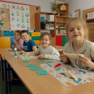 pokaż obrazek -  Robimy ciastolinę 