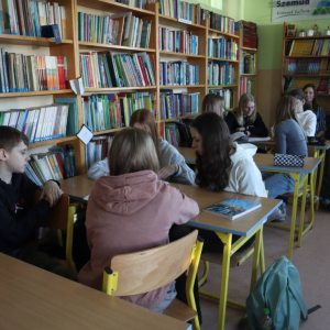 pokaż obrazek -  Zajęcia w ramach akcji edukacyjnej ,,Adwokat przydaje się w życiu” 