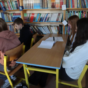 pokaż obrazek -  Zajęcia w ramach akcji edukacyjnej ,,Adwokat przydaje się w życiu” 
