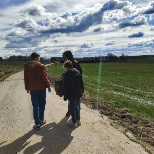 pokaż obrazek -  Wiosenna akcja sprzątania świata