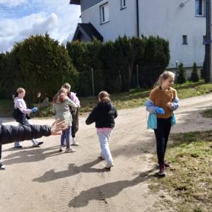 pokaż obrazek -  Wiosenna akcja sprzątania świata