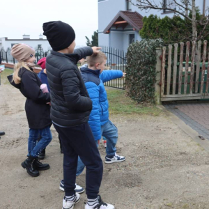pokaż obrazek - „Czy nasi sąsiedzi wiedzą, jak postępować z odpadami niebezpiecznymi?” - idziemy w teren 