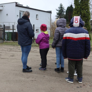 pokaż obrazek - „Czy nasi sąsiedzi wiedzą, jak postępować z odpadami niebezpiecznymi?” - idziemy w teren 