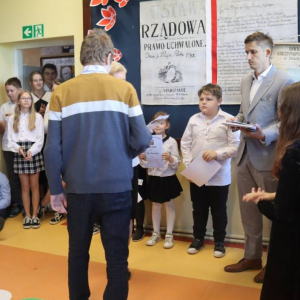 pokaż obrazek - Szkolne obchody 234. rocznicy uchwalenia Konstytucji 3 Maja