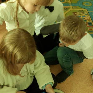 pokaż obrazek -  Zajęcia z robotem edukacyjnym Photon