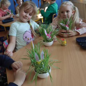 pokaż obrazek - Przygotowania do Świąt Wielkanocnych w oddziale przedszkolnym 