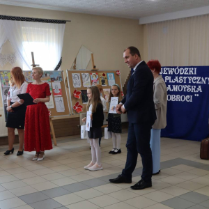 pokaż obrazek - Uroczystość wręczenia nagród