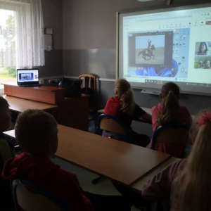 pokaż obrazek - Warsztaty muzyczno-historyczne z Muzeum Wojska Polskiego 