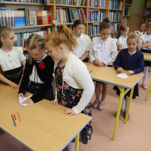 pokaż obrazek - Pasowanie na czytelnika