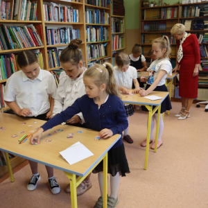 pokaż obrazek - Pasowanie na czytelnika