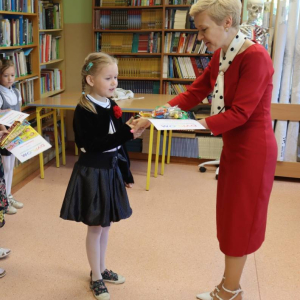 pokaż obrazek - Pasowanie na czytelnika
