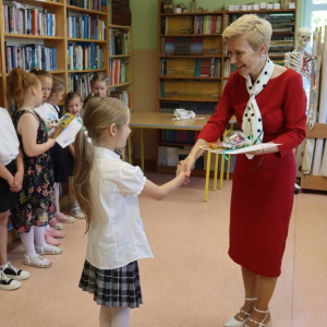 pokaż obrazek - Pasowanie na czytelnika