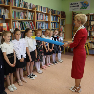 pokaż obrazek - Pasowanie na czytelnika