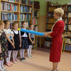 pokaż obrazek - Pasowanie na czytelnika