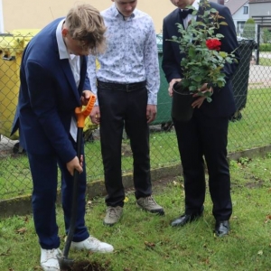 pokaż obrazek - Pożegnanie absolwentów